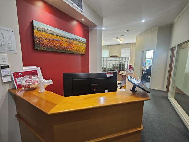 4 Cobham Court Porirua_1