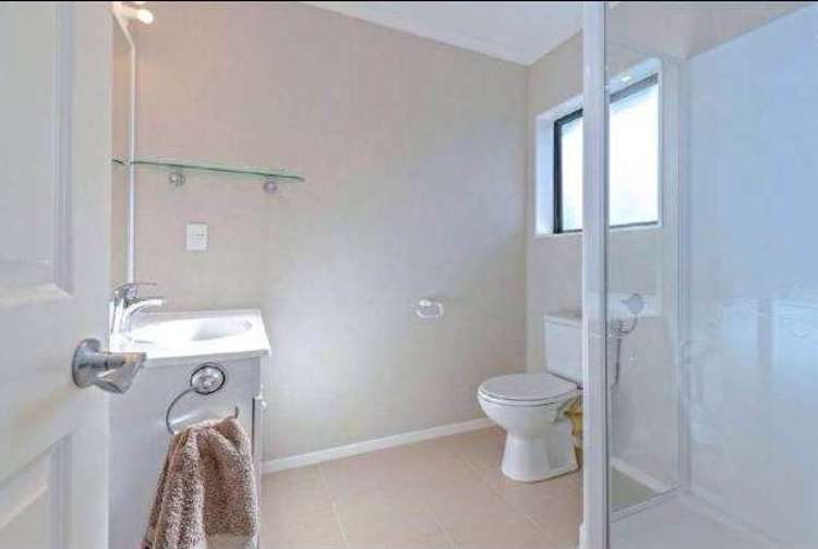 9 Sapperton Drive Henderson_11