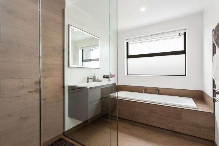 4 Emily Knowles Drive Hoon Hay_16