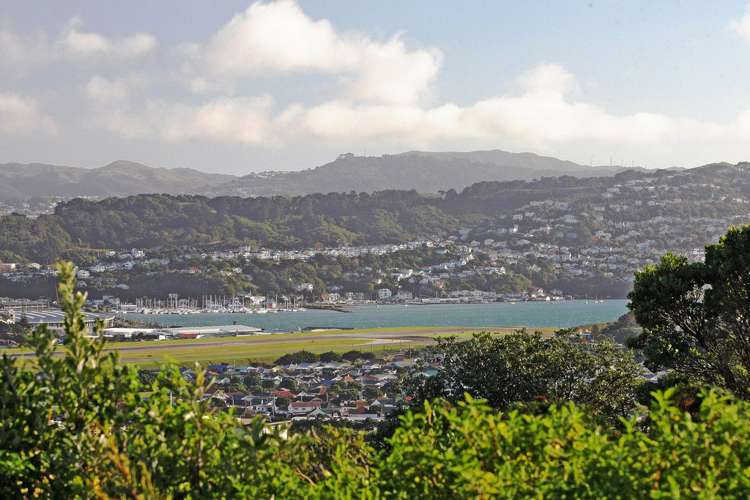 49 Sidlaw Street Strathmore Park_18