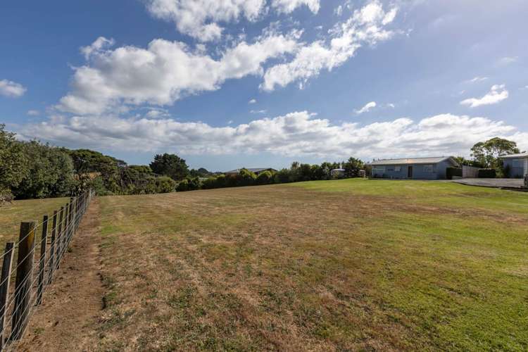 58 Coster Road Muriwai_5