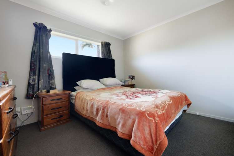 186 Ballintoy Park Drive Welcome Bay_9