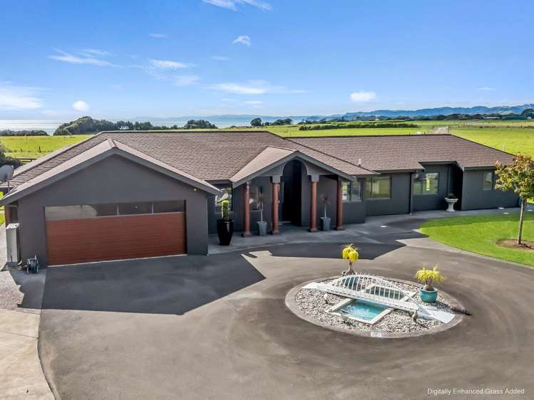 16 Urenui Beach Road_4