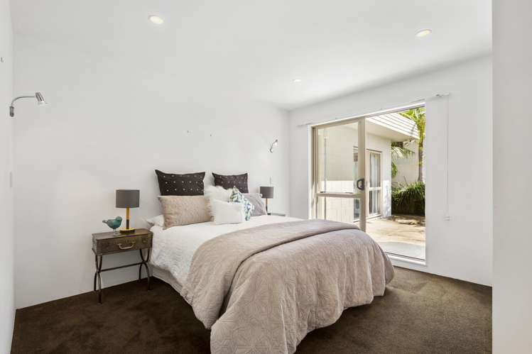 825 Beach Road Browns Bay_27