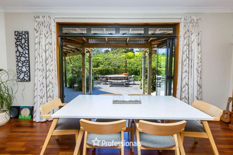 118 Colletts Road Mangaroa_5