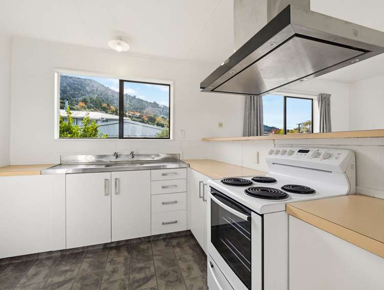 35B Ruby Place Pukehangi_7