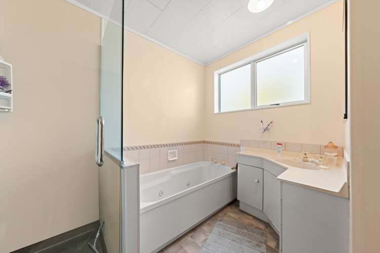 14a Truby King Street Merrilands_10