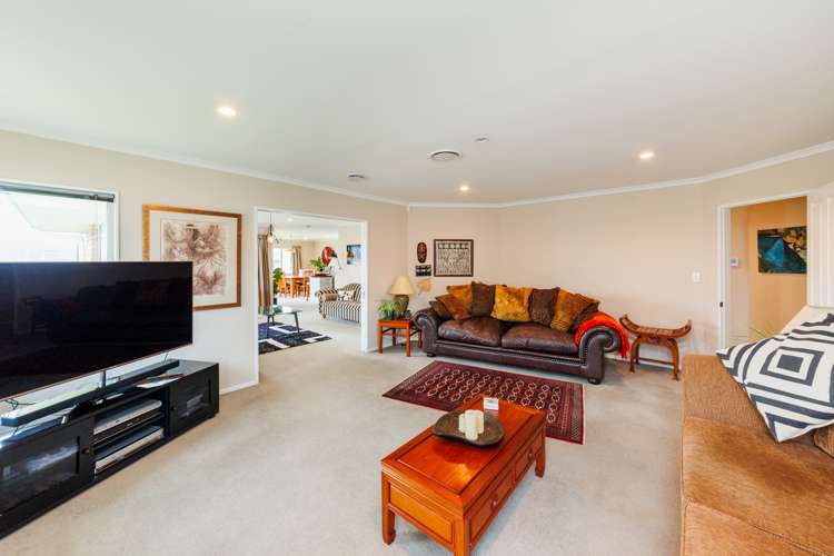 163 Pacific Drive Fitzherbert_7