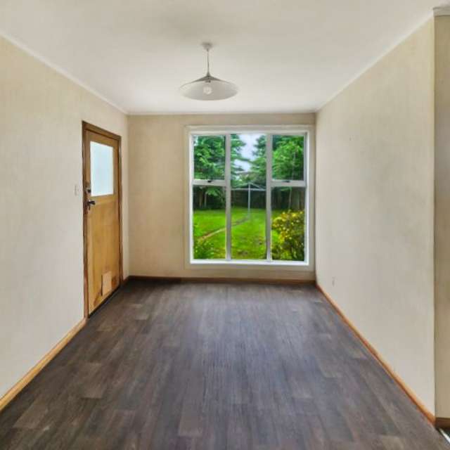 40 Devon Crescent 10985_2