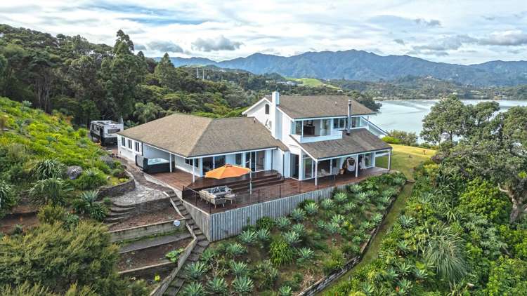 1275 Wyuna Bay Road_2