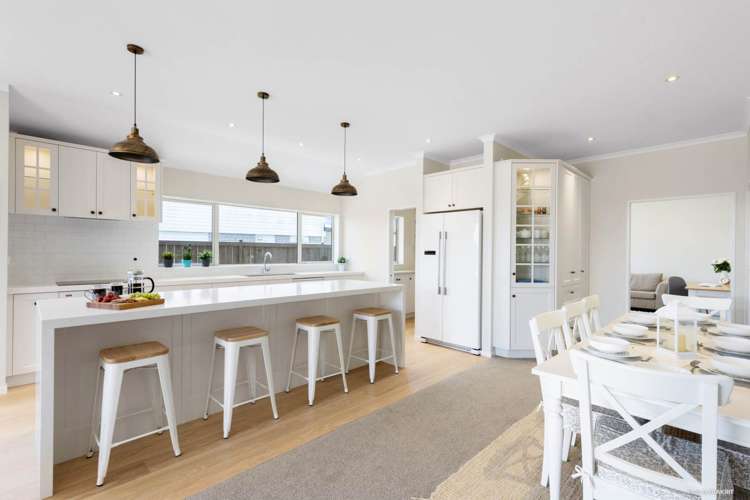 70 Liberty Crescent Beachlands_0