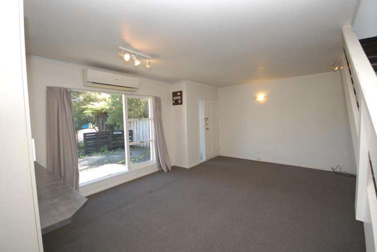 1/101 Balmain Road Birkenhead_2