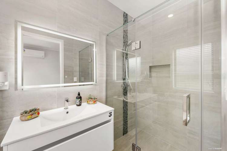 11 George Town Drive Beachlands_25