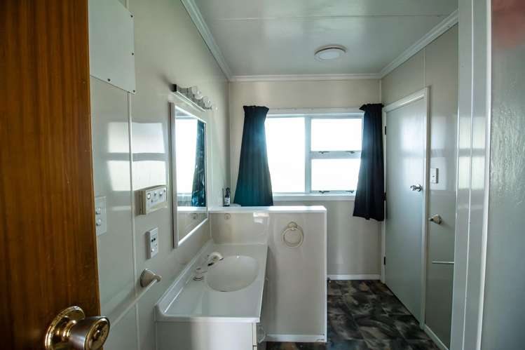 241 Vogel Street Roslyn_5