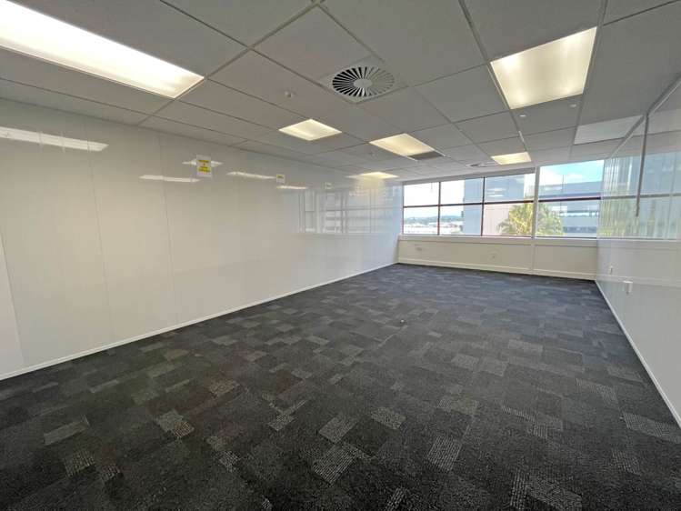 Level 3/22 Amersham Way Manukau_7