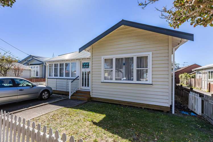 51 Rex Street Miramar_19