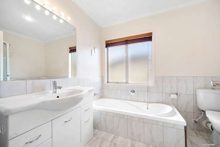 158 Kittiwake Drive Schnapper Rock_13