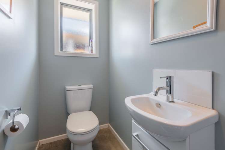 14 Paradise Place Lake Hawea_16