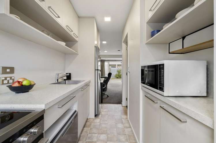 2/172 Geraldine Street Edgeware_5