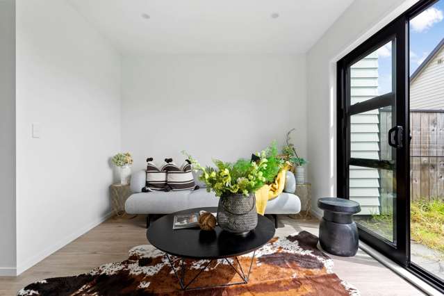 78 Rauemi Way Te Atatu South_3