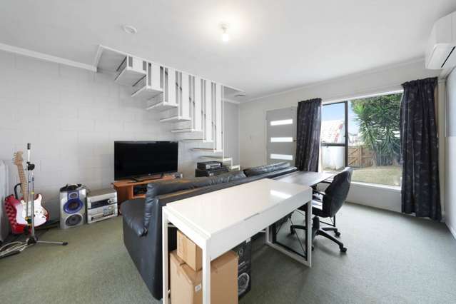 4/106 West Coast Road Glen Eden_3