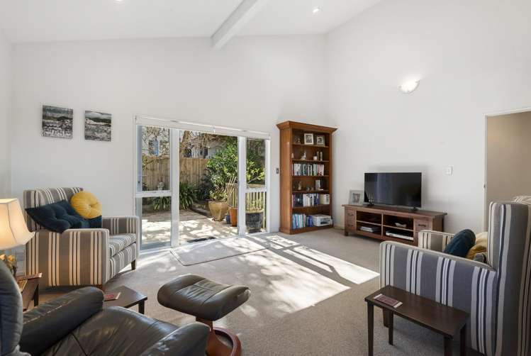 3/62a Lynden Avenue Hillcrest_7