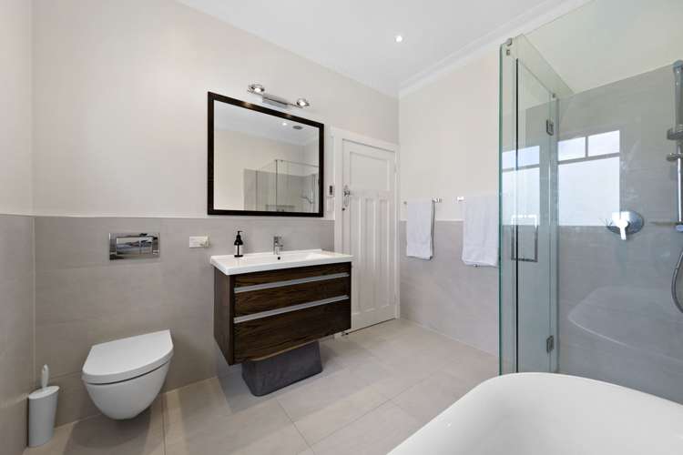 69 Pine Street Mount Eden_13