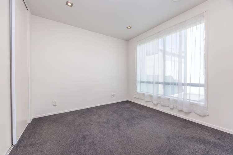 423/8 Dockside Lane Auckland Central_9