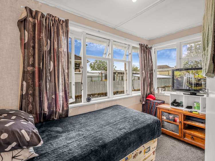10 Hartgill Crescent Dannevirke_11