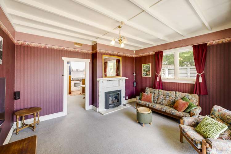 1209 Caroline Road Mayfair_9