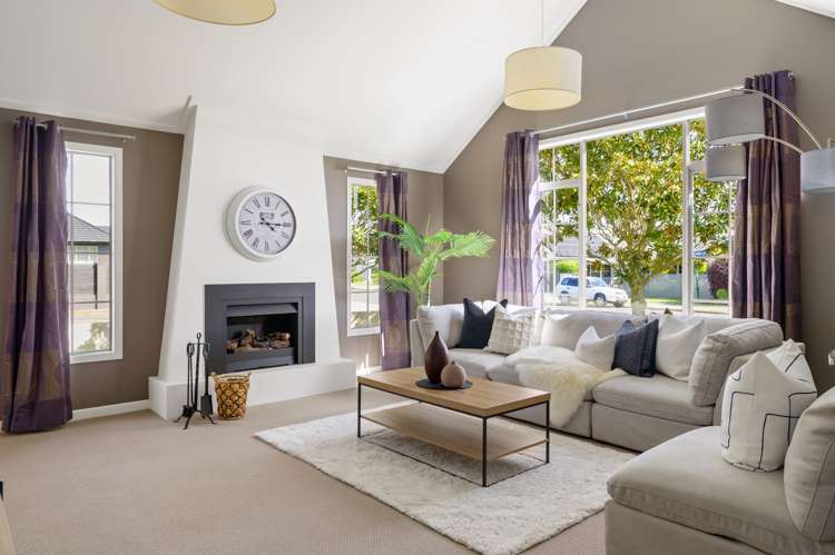 75 Huntington Drive Huntington_2