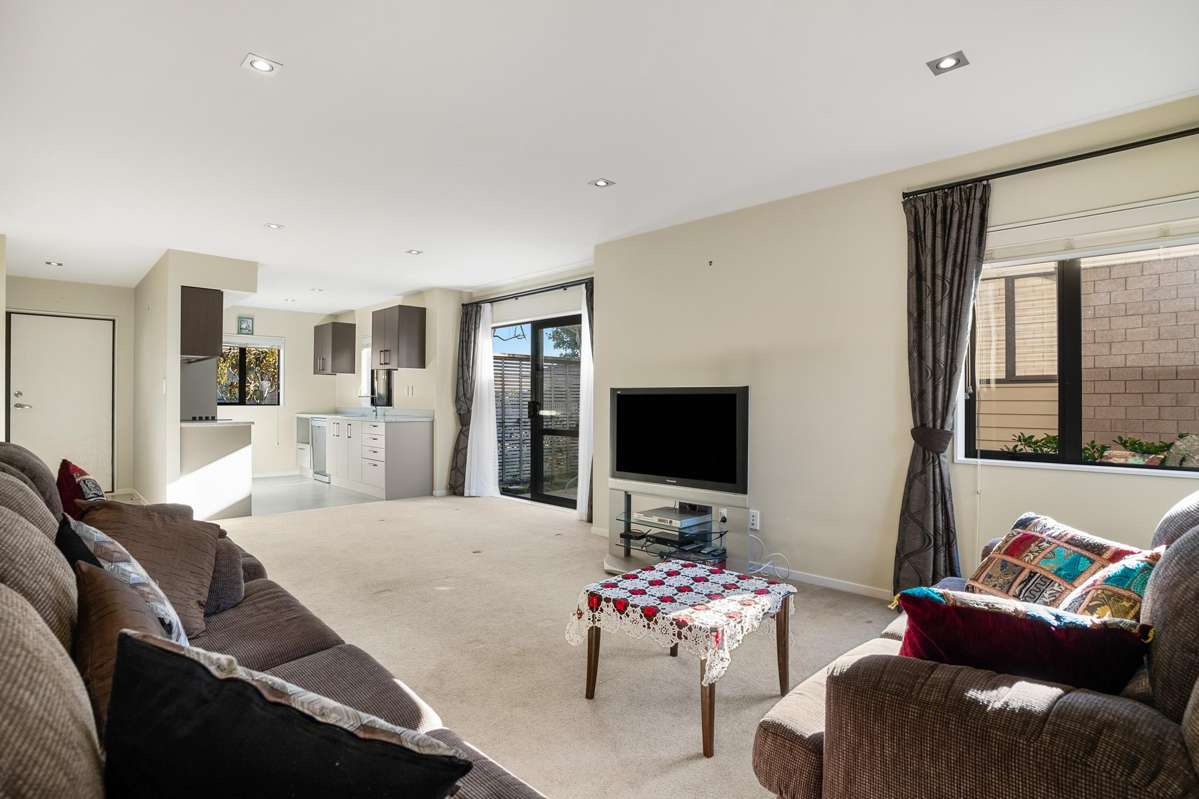 38 Royalle Mews_1
