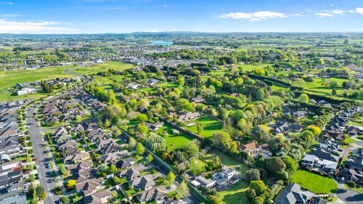 14 Silkwood Crescent Karaka_38