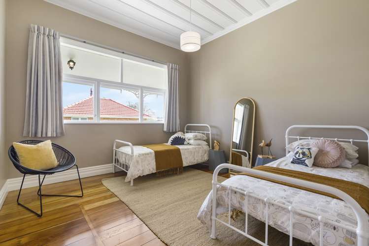 17a Crawford Avenue Mangere Bridge_10