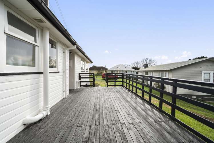 7 Sutcliffe Place Otara_10