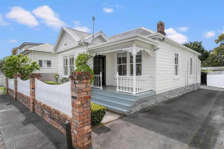 2 Lisnoe Avenue Mount Eden_19