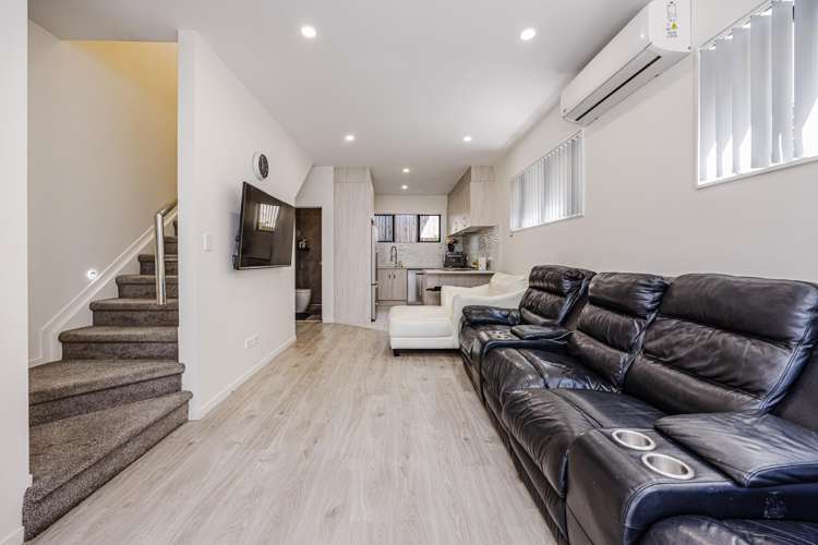 5/97 Great South Road Manurewa_6