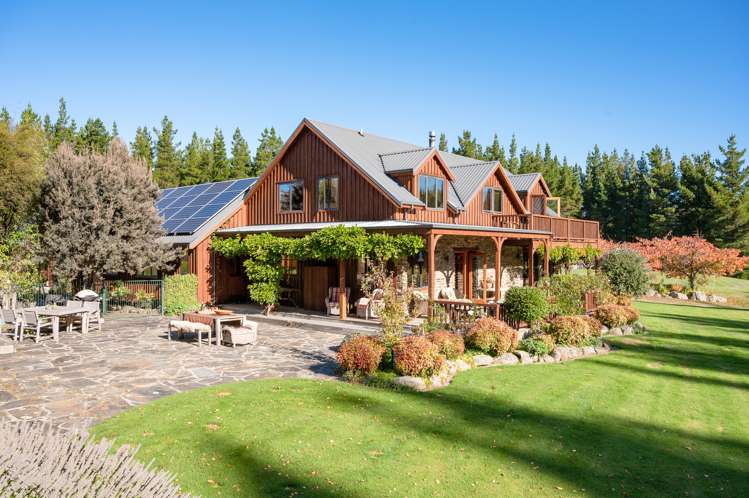 173 Camp Hill Road Albert Town_7