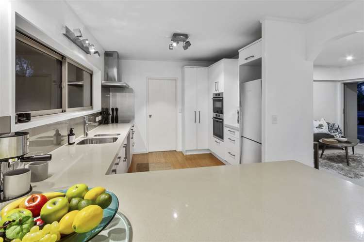 75 Sartors Avenue Browns Bay_7