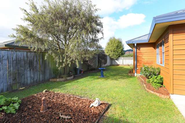 2 Louis Street Trentham_2