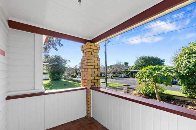32 Linwood Avenue 1727_1