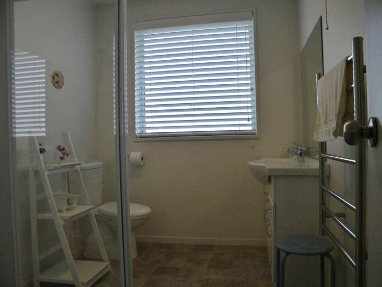 70 Fitzherbert Street Hokitika_5