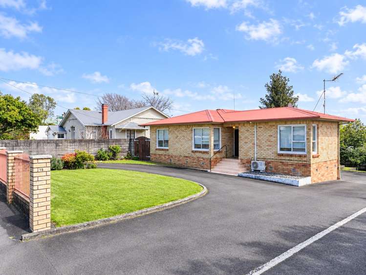 15 Hillcrest Road_2
