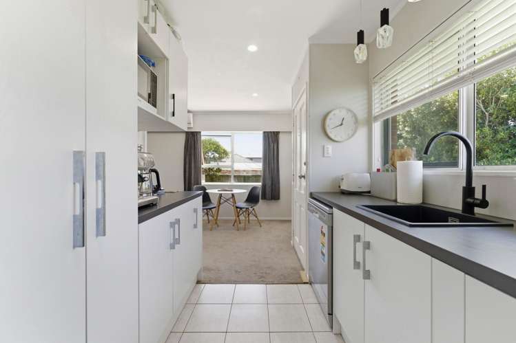 4/22 Camellia Place_3