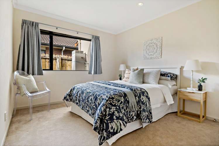 25 Erne Crescent East Tamaki_10