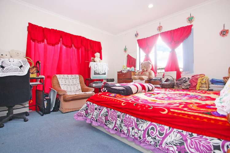 38 Robert Ross Place Clendon Park_8