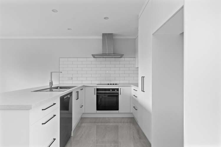 112B Arnold Street 11373_6