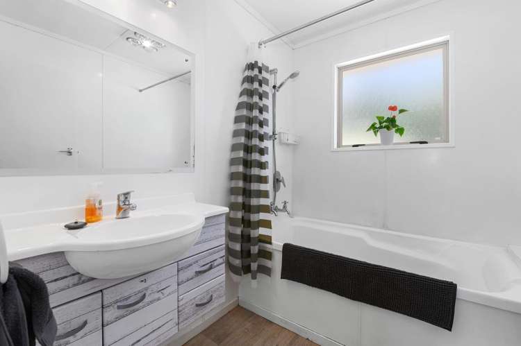 62 Alison Street Mangakakahi_9