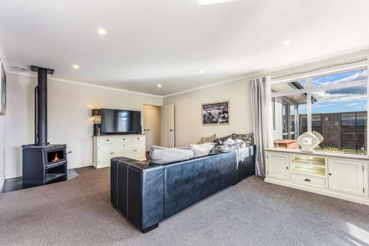 42 Katania Heights Brightwater_7