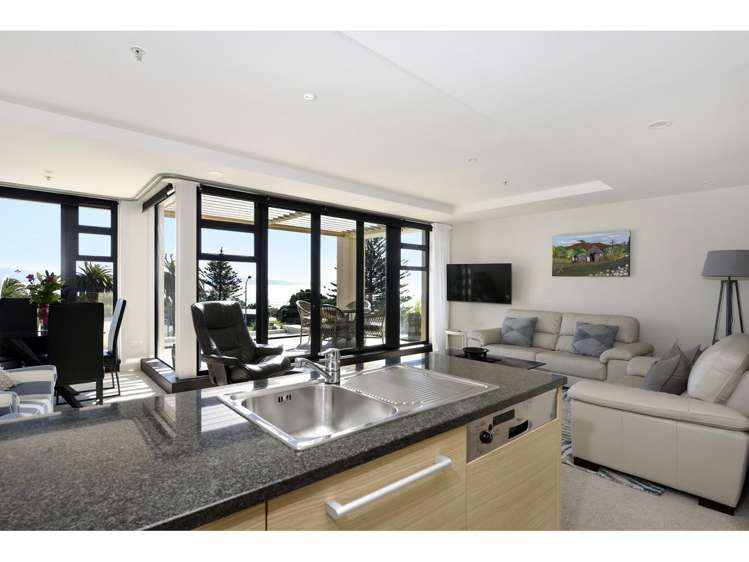 6/9 Bisley Avenue Moana_6